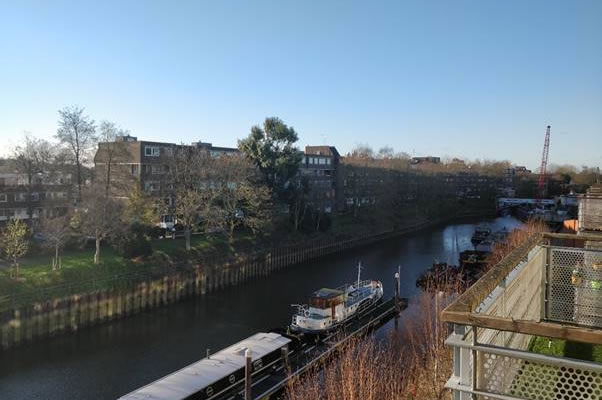 A picture containing sky, outdoor Description automatically generated