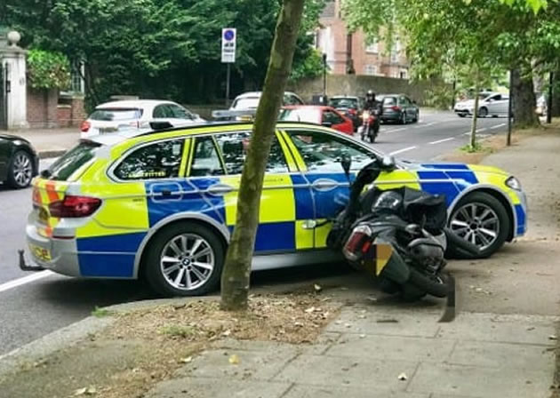 Met now employing more aggressive tactics against moped robbers