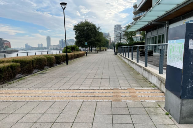 The rumble strips on the Thames Path with tramlines added on right